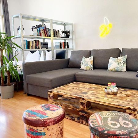 2 Zimmer Ferienwohnung In Zentraler Lage Inkl Wlan & Netflix Leipzig Ngoại thất bức ảnh