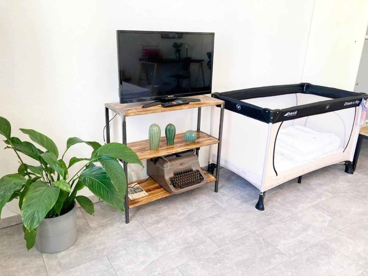 2 Zimmer Ferienwohnung In Zentraler Lage Inkl Wlan & Netflix Leipzig Ngoại thất bức ảnh